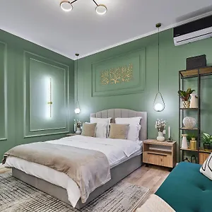  Apartment Cozy House